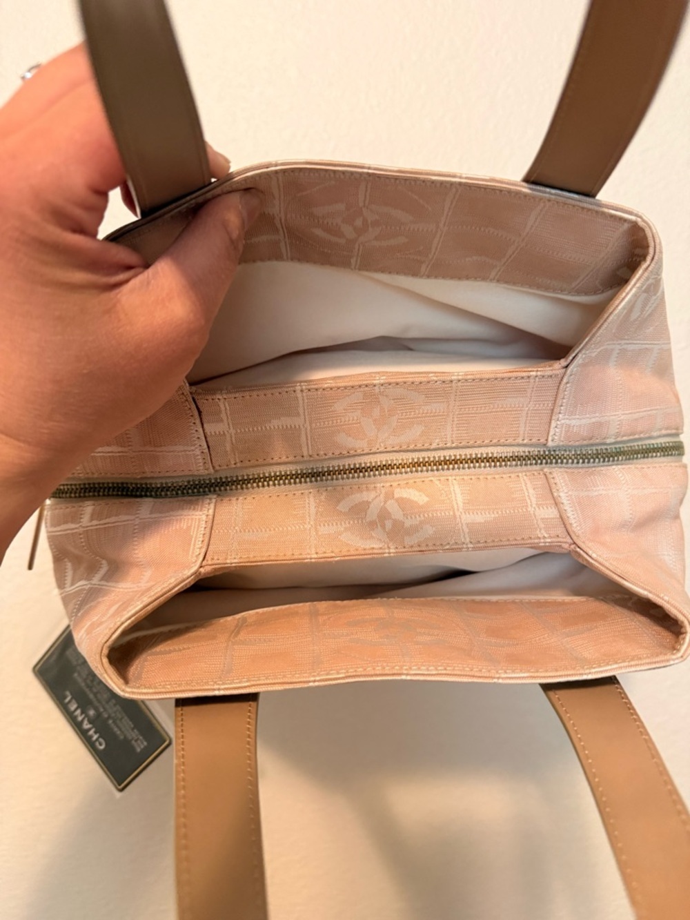 CHANEL CC Travel Line Tote Bag - Picture 7 of 15